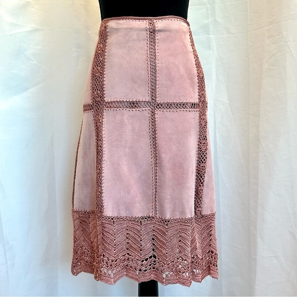 Danier pink suede leather crochet knit patchwork skirt Sz 12 - Picture 2 of 12